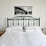 A 10 Metri Dal Mare *