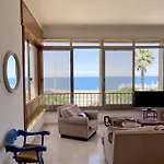 A 10 Metri Dal Mare *