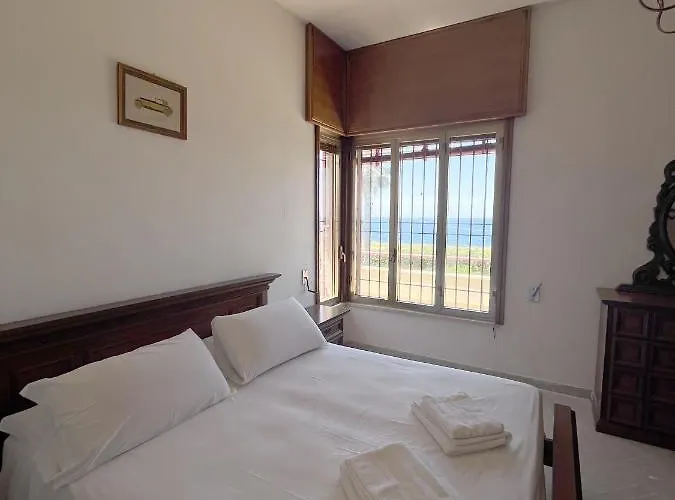 A 10 Metri Dal Mare Villa