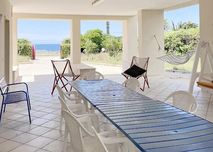 Villa A 10 Metri Dal Mare